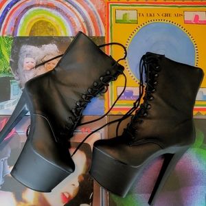 Pleasure 6" stiletto heel